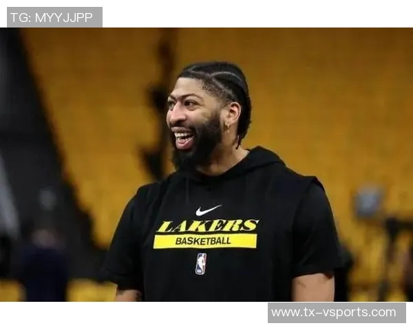 【早报】举重若轻!李凯尔首秀砍下11+6! 【早报】举重若轻!李凯尔首秀砍下11+6!