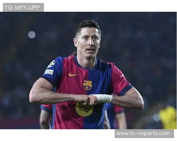 每体：莱万或将度过在巴萨最后一年，费兰成“9号”接班人选