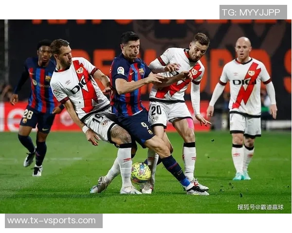 西甲欧战标准不同，巴列卡斯本赛季将来回切换两种场地规格